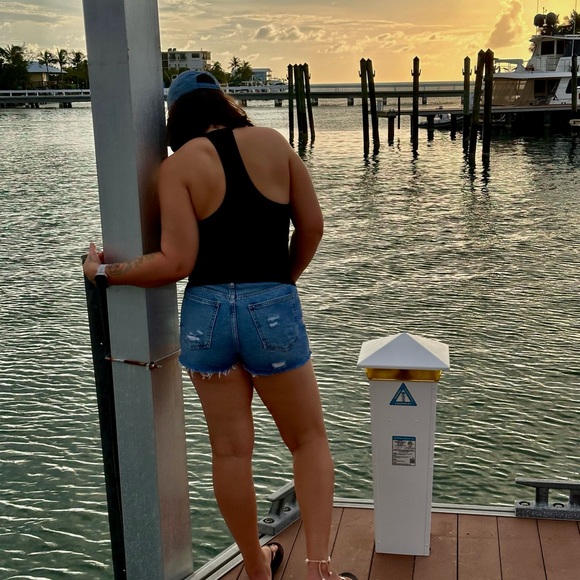 Meet your Posher, Mayelis - Picture 5 of 14